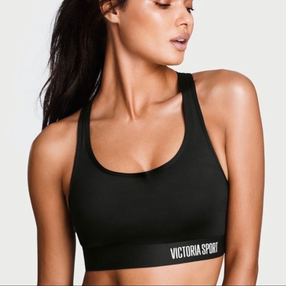 NWT Victoria's Secret The Player Racerback Victoria Sport Bras *Lot of 2* Size M NWT Victoria's Secret The Player Racerback Victoria Sport Bras *Lot of 2* Size M
